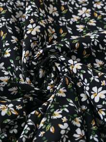 SHEIN LUNE 大碼小碎花圍裹胸襟A字洋裝 - 彩色 - 查看 3