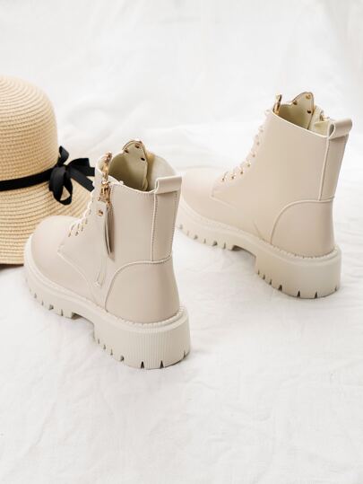 Fall/Winter 2025 New Spring/Autumn Women Thick Sole Boots, White Side Zipper Round Toe Short Boots, British Style Motorcycle Boots,Boots For Women