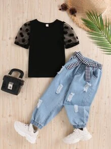 SHEIN Toddler Girl Dobby Mesh Puff Sleeve Tee And Ripped Jeans - Multicolor - View 1