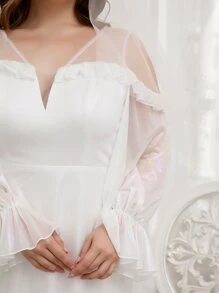 SHEIN Belle Plus Contrast Mesh Cold Shoulder Maxi Wedding Dress Without Veil - White - View 3