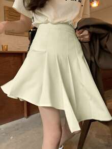 Falda fruncido bajo asimétrico