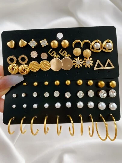 34對鑲鑽和假珍珠裝飾耳環