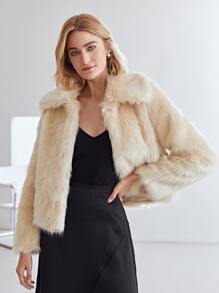 MOTF PREMIUM BOXY FUZZY COAT