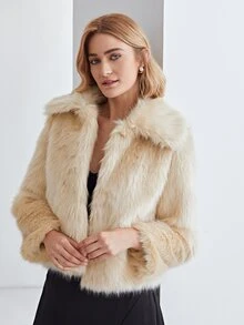 MOTF PREMIUM BOXY FUZZY COAT