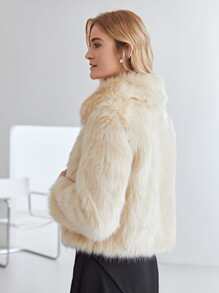 MOTF PREMIUM BOXY FUZZY COAT