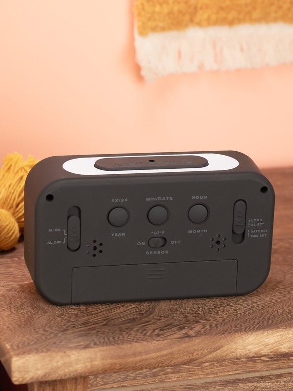 BASIC LIVING 1pc Rectangle Digital Clock SHEIN USA