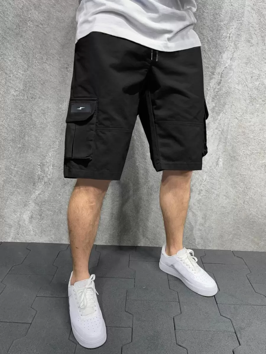 Manfinity Hypemode Loose Fit Men's Cargo Shorts With Lightning Shaped Patch Detailing - Black - View 1