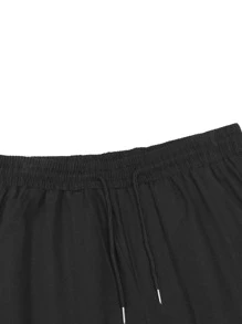 Manfinity Hypemode Loose Fit Men's Cargo Shorts With Lightning Shaped Patch Detailing - Black - View 5