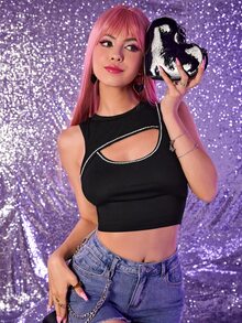 SHEIN Top tank corto con diamante de imitación con abertura - Negro - Ver 5