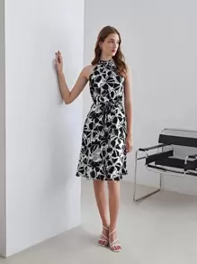 MOTF PREMIUM SILK BLEND BELTED HALTERNECK DRESS - Black and White - View 12