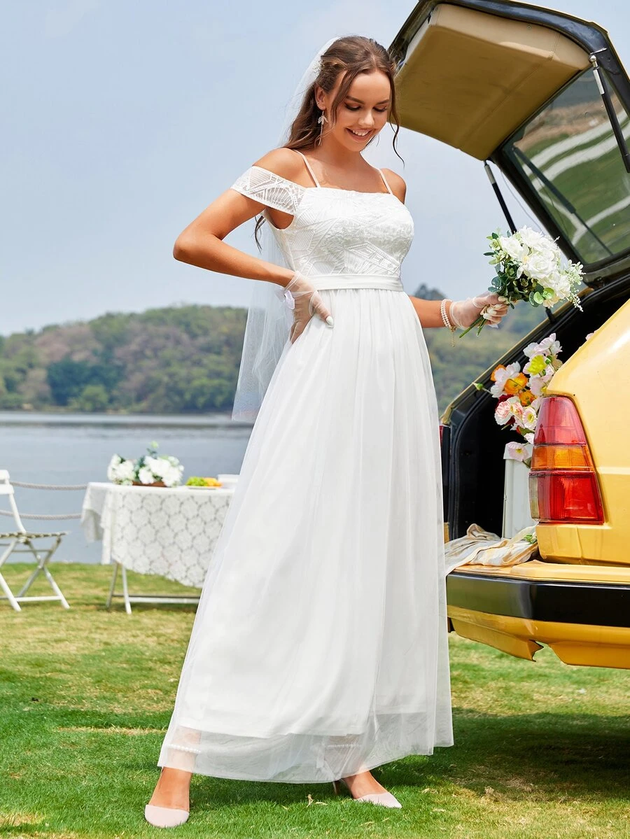 Cold Shoulder Contrast Mesh Wedding Dress Without Veil - White - View 1