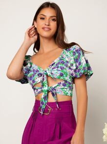 SHEIN VCAY 滿版印花前打結鏤空短款襯衫 - 彩色 - 查看 1