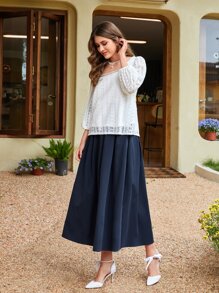 Mulvari 燈籠袖蕾絲上衣和前繫帶半身裙