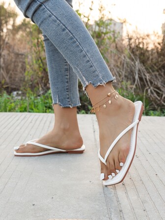 FVPFVP Women's Fashion Flat Sandals With Thin Straps And Toe Separators