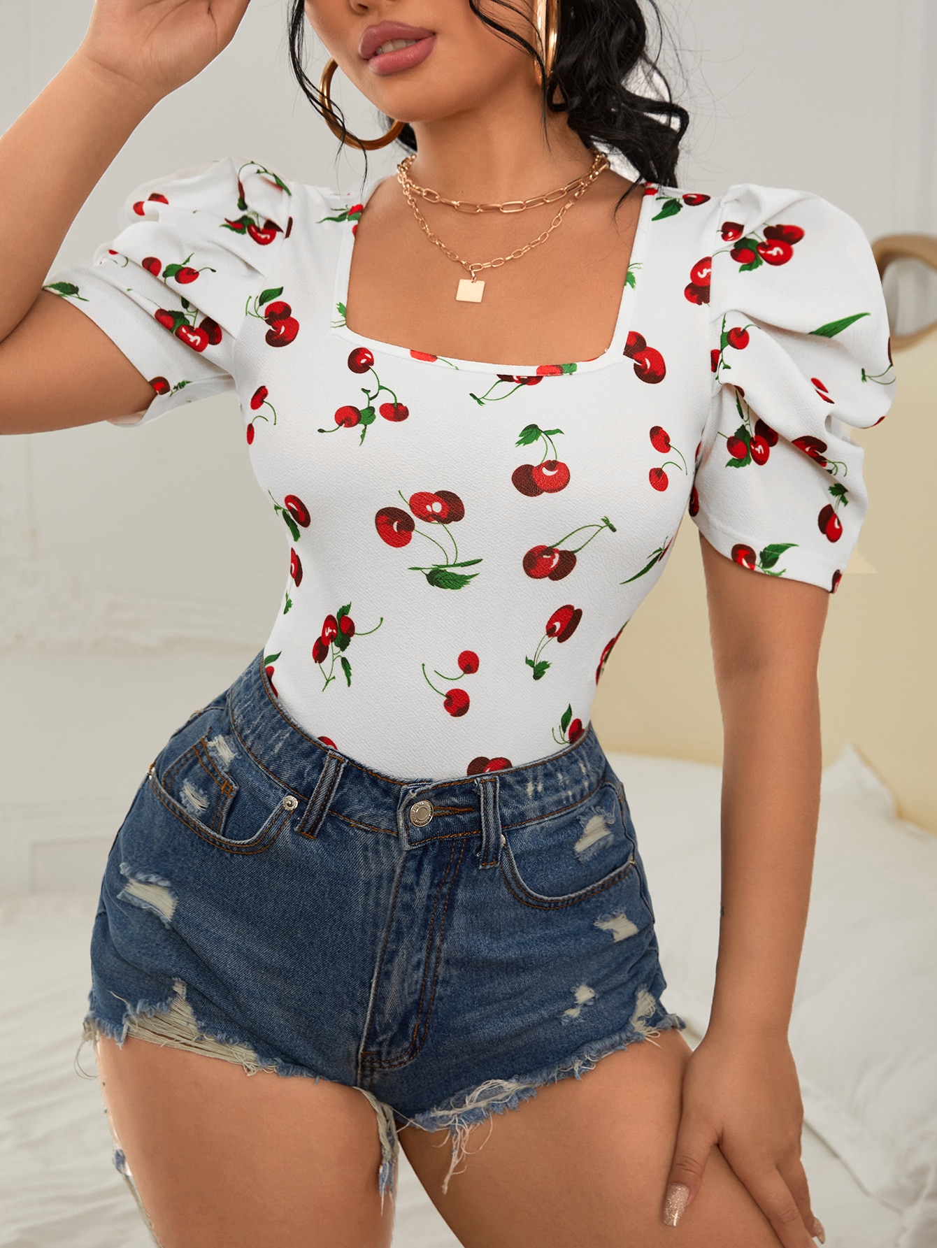 SHEIN Privé Cherry Print Puff Sleeve Blouse | SHEIN UK
