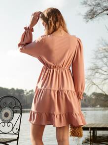 SHEIN Vestido ribete con fruncido de manga con volante - Rosa vieja - Ver 2