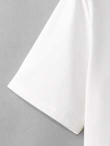 Manfinity Homme 男士T恤適合圓領短袖圖形T恤，休閒夏季聚酯纖維 - 白色 - 查看 4