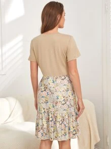 Maternidad Vestido homewear con estampado floral y letra bajo con fruncido - Multicolor - Ver 2