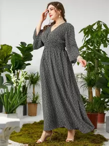 Mulvari Plus Ditsy Floral Shirred Waist Overlap Collar Trumpet Sleeve Dress - Black and White - View 5