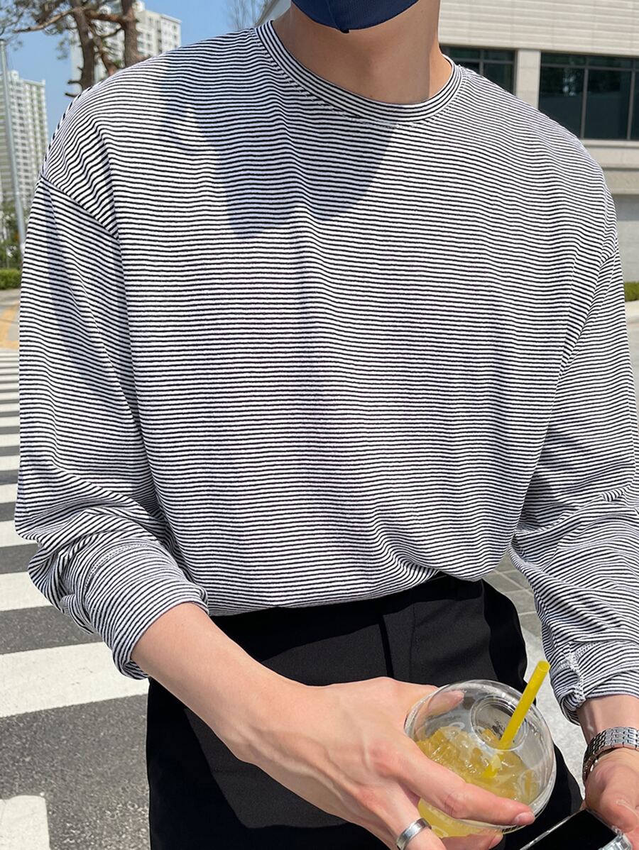 DAZY Camiseta de hombre con hombros caídos y rayas, ropa de otoño - Blanco y Negro - Ver 1
