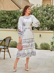 Mulvari Vestido floral con panel de encaje Guipure, manga farol y dobladillo con volantes - Blanco - Ver 5