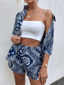 SHEIN VCAY 絲巾和佩斯利印花落肩袖襯衫和短褲 - 藍白色 - 查看 3