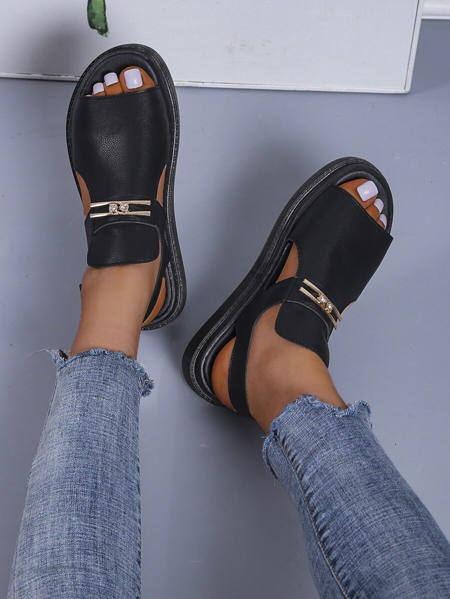 水鑽和金屬裝飾露跟涼鞋