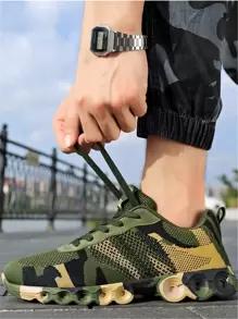 Men Camo Pattern Breathable Running Shoes - Army Green - View 3