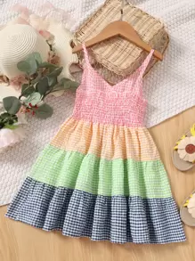 SHEIN 小女童格紋剪裁和缝制打褶吊帶洋裝