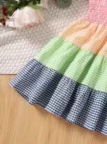 SHEIN 小女童格紋剪裁和缝制打褶吊帶洋裝