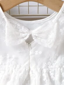 SHEIN Young Girl Floral Embroidery Ruffle Trim Bow Back Lace Dress