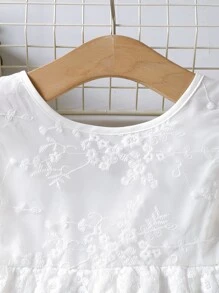 SHEIN Young Girl Floral Embroidery Ruffle Trim Bow Back Lace Dress