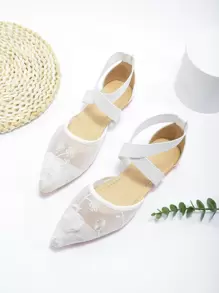 花卉刺繡拼接網紗交叉帶平底鞋 - 白色 - 查看 4