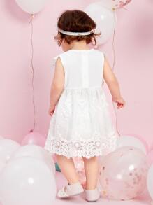 Baby Scallop Trim Button Back Contrast Lace Flared Hem Dress - White - View 2