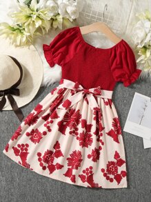 SHEIN 女孩花卉圖案泡泡袖打褶腰帶傘狀洋裝 - 彩色 - 查看 1