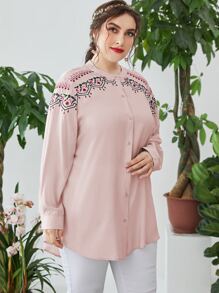 Plus Floral Embroidery Blouse - Baby Pink - View 3