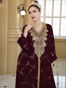 Plus Size Random Gold Print Paisley Embroidery Flounce Sleeve Dress