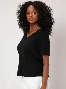 SHEIN BASICS Однотонна футболка з V-подібним вирізом - Чорний - Переглянути 5