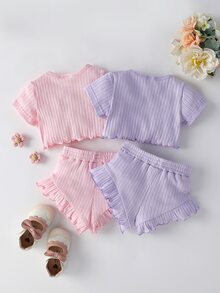 Bebé 2 piezas tejido de canalé ribete en forma de lechuga Camiseta & 2 piezas bajo con fruncido Shorts - Multicolor - Ver 2