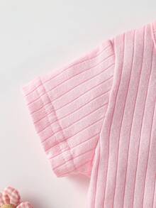 Bebé 2 piezas tejido de canalé ribete en forma de lechuga Camiseta & 2 piezas bajo con fruncido Shorts - Multicolor - Ver 4