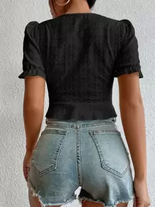 Breezaya 雞心領口前抽繩泡泡袖網眼刺繡短款上衣 - 黑色 - 查看 2