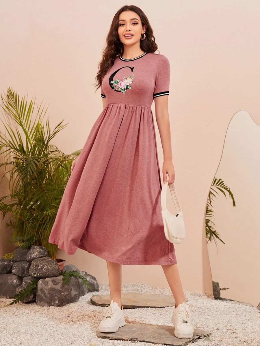 Mulvari 撞色滾邊字母和花卉圖案連衣裙 - 藕粉色 - 查看 1