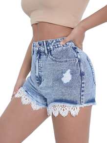 Shorts en mezclilla con encaje en contraste con diseño de desgarro - Lavado ligero - Ver 5