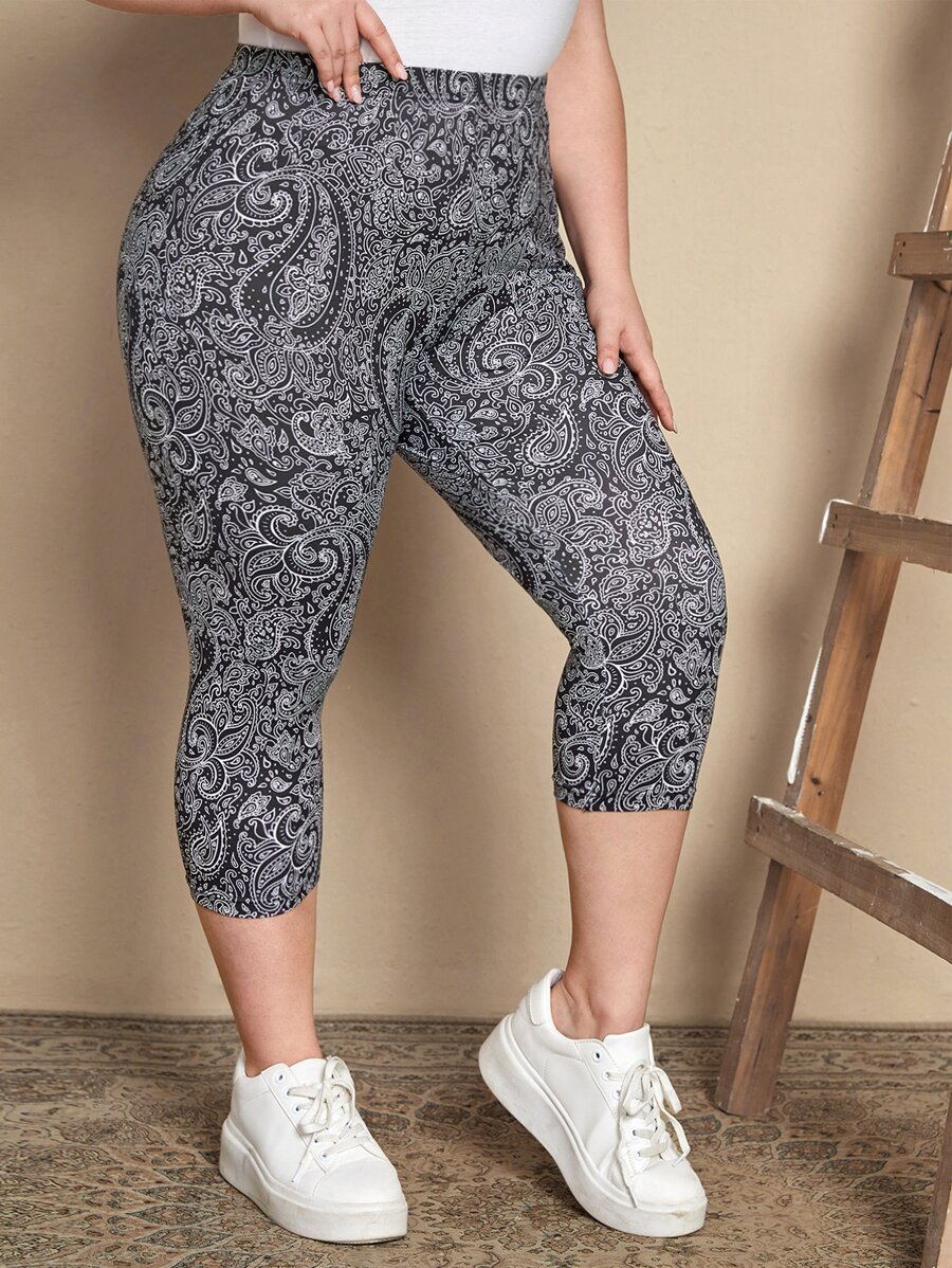 EMERY ROSE Plus Paisley Print Leggings, Summer - Black and White - View 1