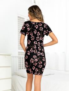 DEARCASE Maternity Floral Print Twist Front Dress - Multicolor - View 2