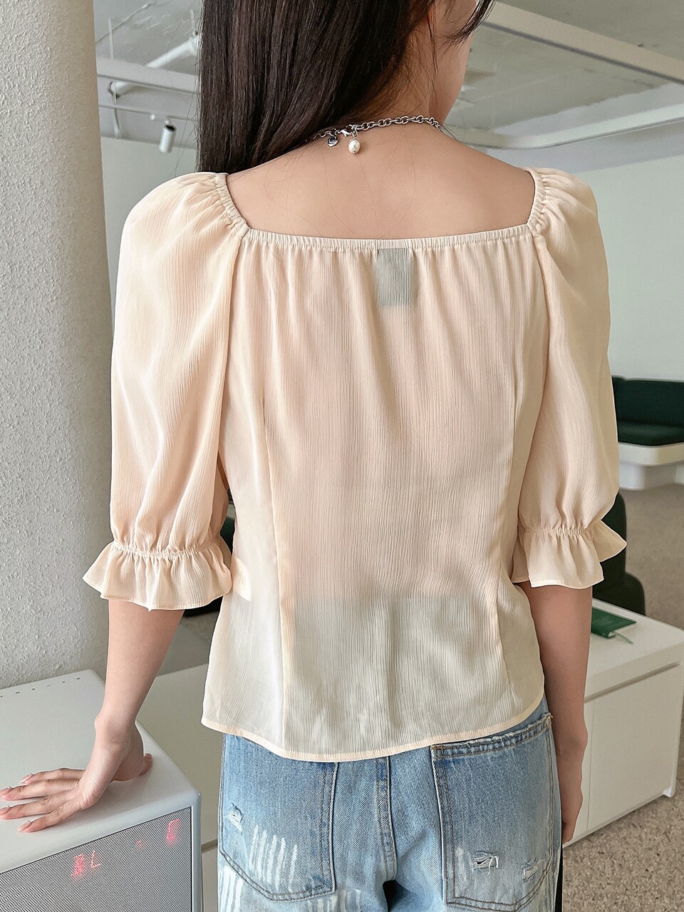 Knot Front Flounce Sleeve Blouse