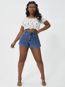 Plus High Waist Slant Pocket Denim Shorts - Medium Wash - View 3