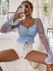 SHEIN Essnce Top de hombros descubiertos con bordado de malla de manga con cordón con fruncido - Neblina azul - Ver 6
