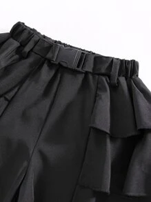 SHEIN Niñas Shorts con hebilla delantero a capas ribete con fruncido - Negro - Ver 3