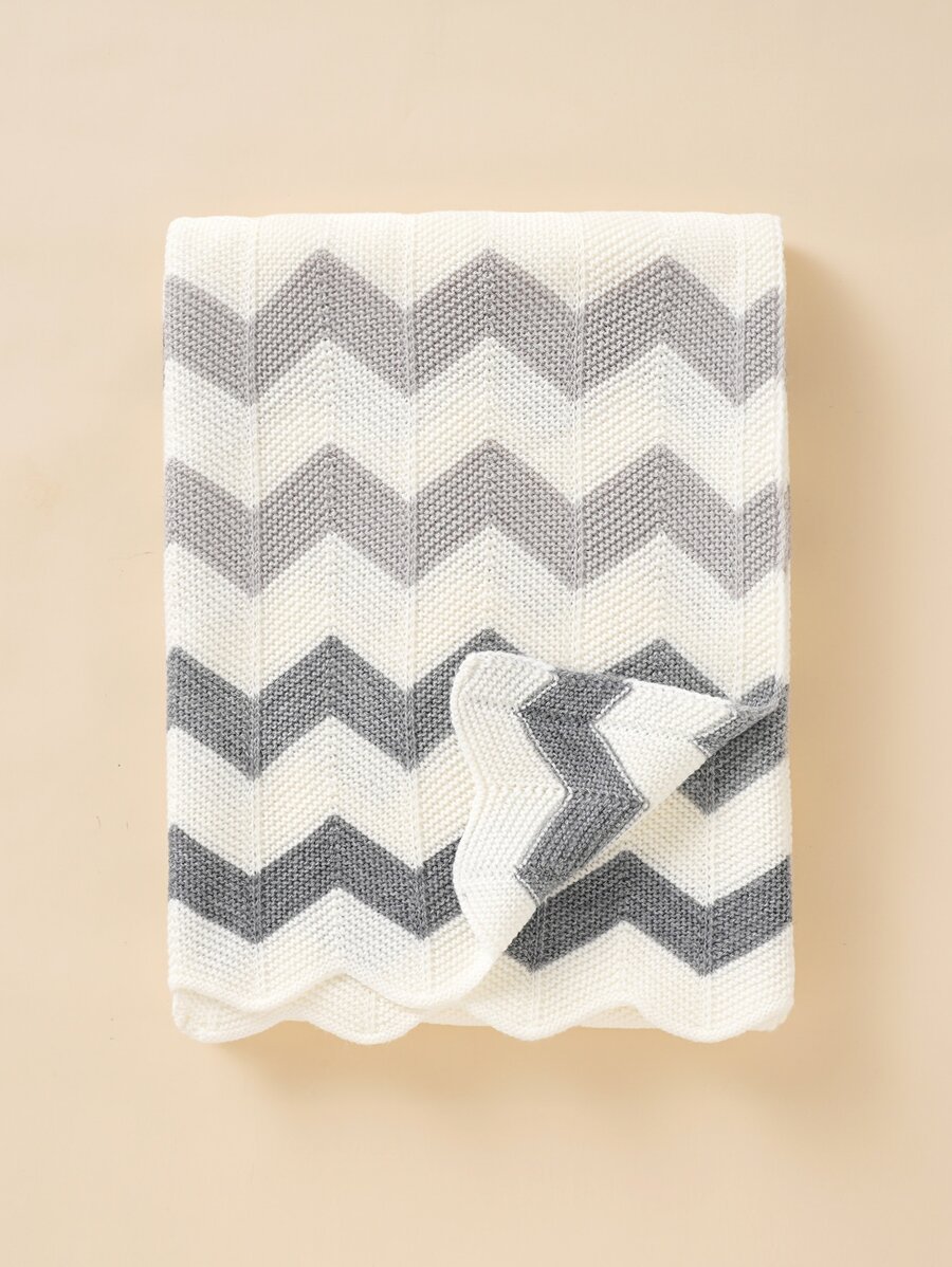 1 件 V 形图案婴儿襁褓毯 情人节爱心款